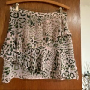 Zara skirt, Size Medium , olive green and pink blush